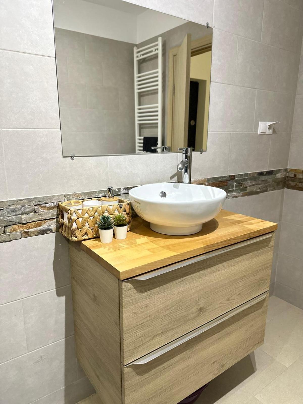 Central Park Apartment Cluj-Napoca Eksteriør billede