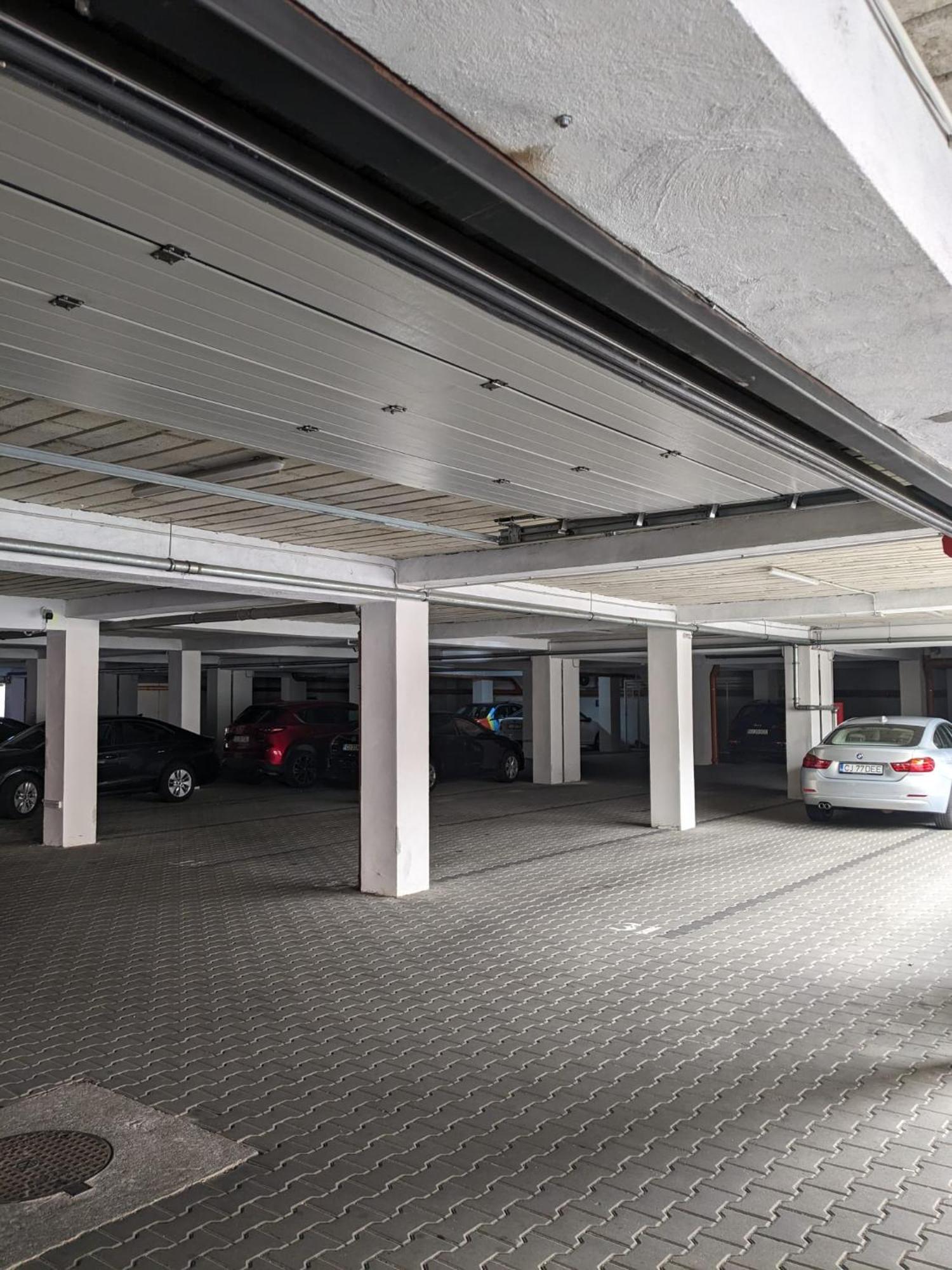 Central Park Apartment Cluj-Napoca Eksteriør billede